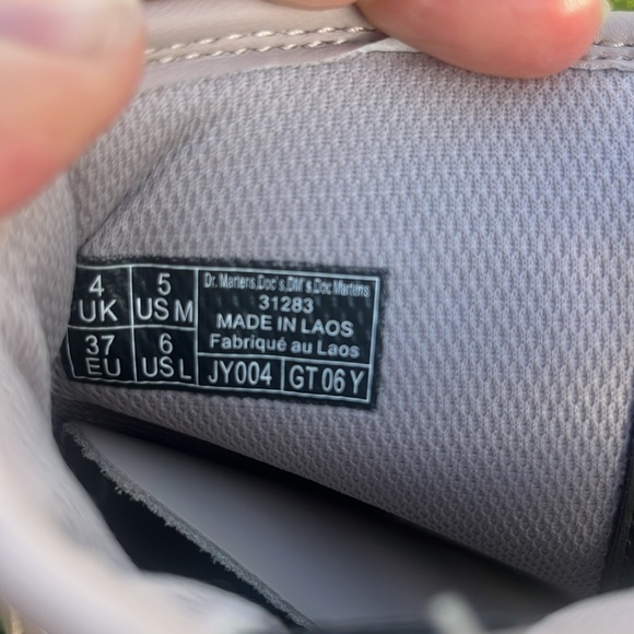 NWT DR MARTENS 1460 Fashion Leather Boot! - Picture 8 of 9